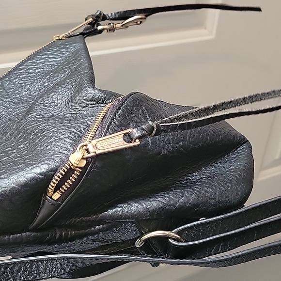 REBECCA MINKOFF Julian Large Backpack BLACK Gold Pebbled Leather - Picture 9 of 16